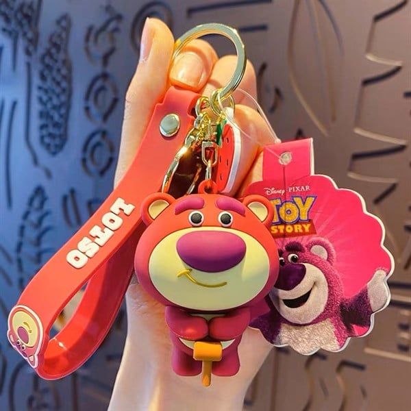  Móc khoá Lotso cầm búa 