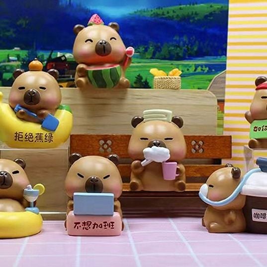  Hộp mù Capybara Live Forever 