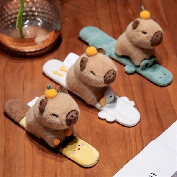  Capybara bông vòng tay 