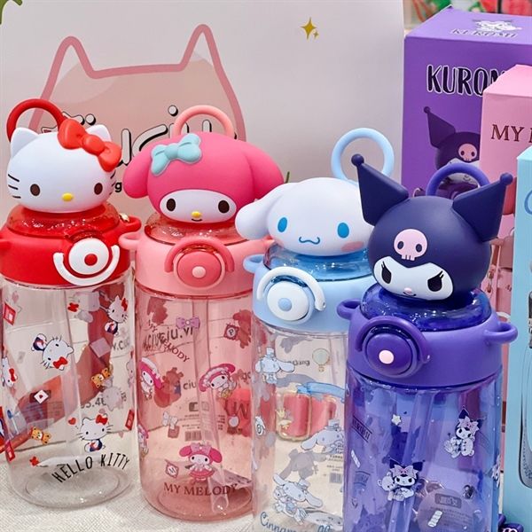  Bình nước Sanrio trong đầu chibi 650ml 