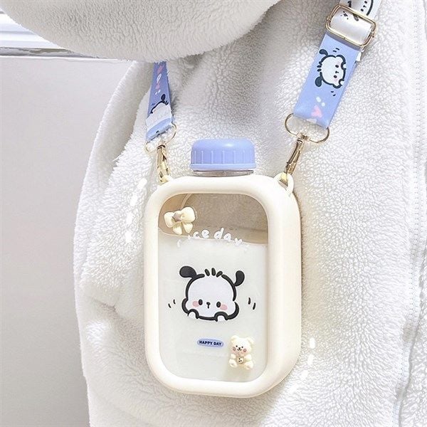  Bình nước dẹt Pochacco 550ml 