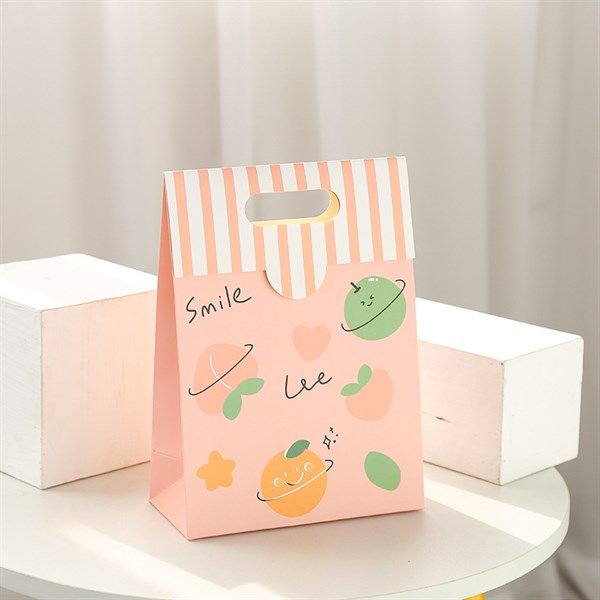  Túi quà gập miệng Smile 26x19cm 