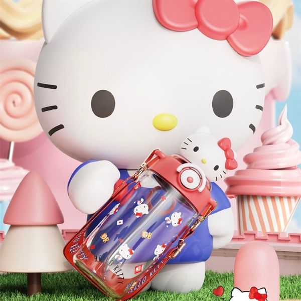  Bình nước Sanrio trong đầu chibi 650ml 