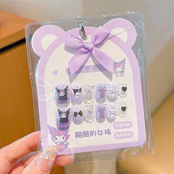  Móng tay giả charm nổi 