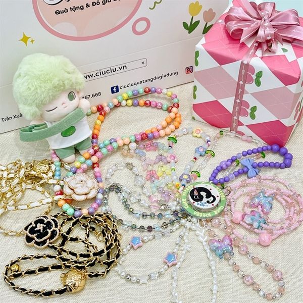  Dây charm đeo điện thoại hoa ánh xà cừ hạt vuông 