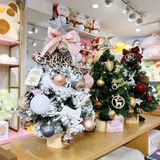  Cây thông giáng sinh phủ tuyết tone hồng 45cm 