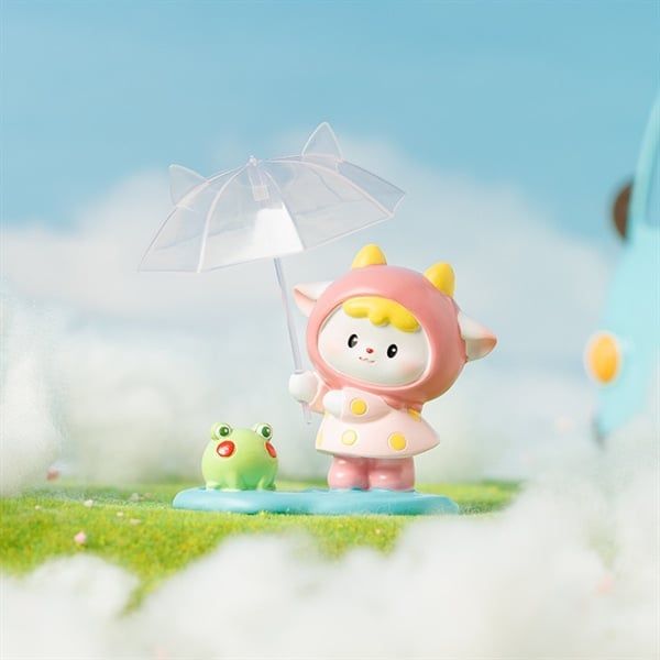  Hộp mù thú áo mưa cầm ô 