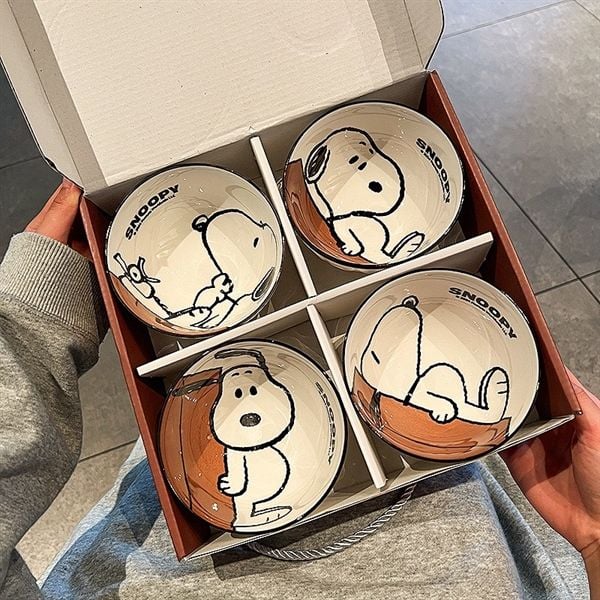  Set 4 bát con Snoopy 