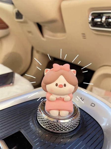  Mô hình khuếch tán tinh dầu Heo đeo nơ 