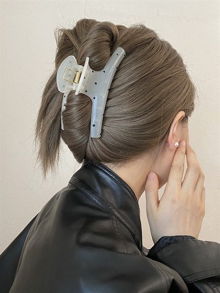  Kẹp càng cua chấm bi 