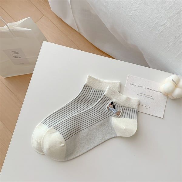  Tất Xiaohesi cổ ngắn cún xúc xích 