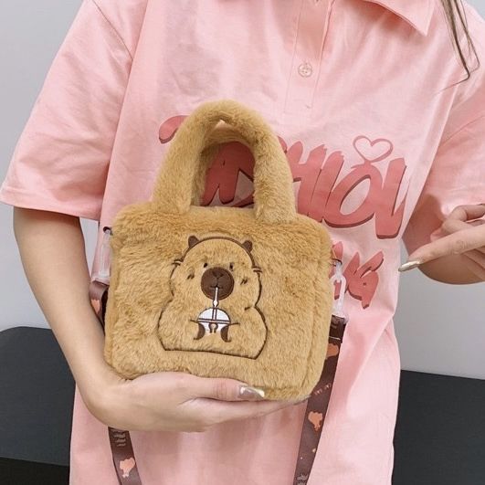  Túi đeo chéo Capybara vuông 20x16cm 