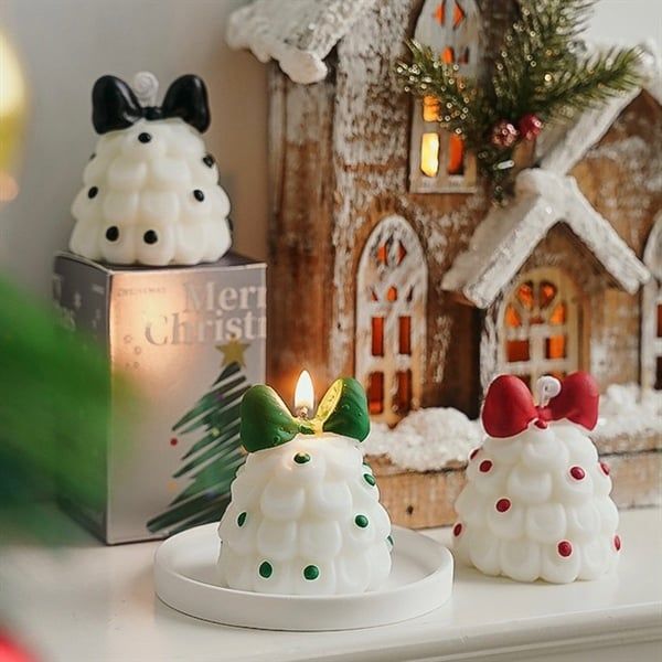  Nến thơm Giáng Sinh cây thông nơ đỏ 7cm 