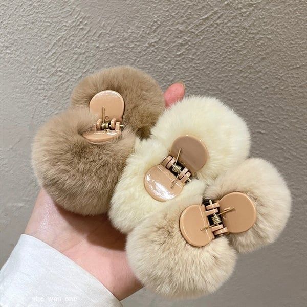  Kẹp càng cua 2 cục bông mượt 