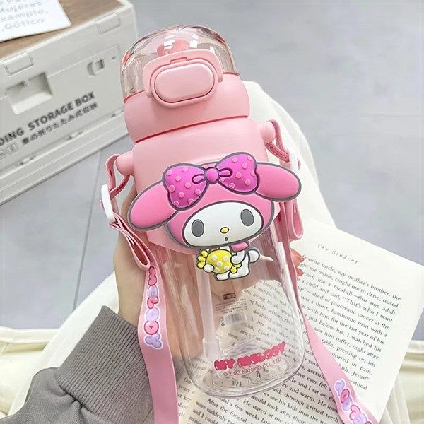  Bình nước Sanrio 600ml 