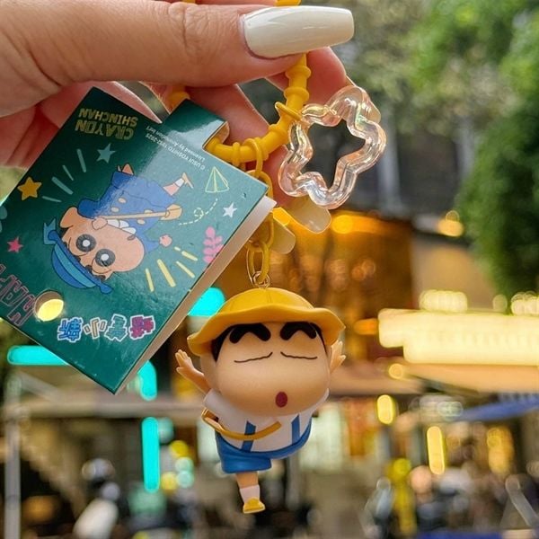  Móc khoá shinchan đi học 