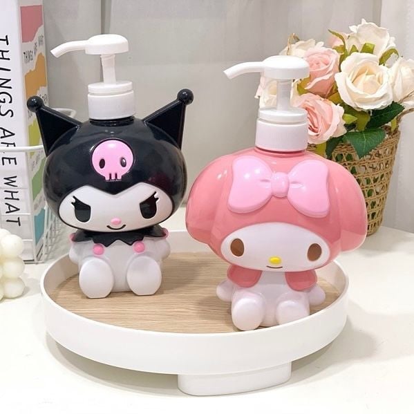  Chai đựng sữa tắm Sanrio 