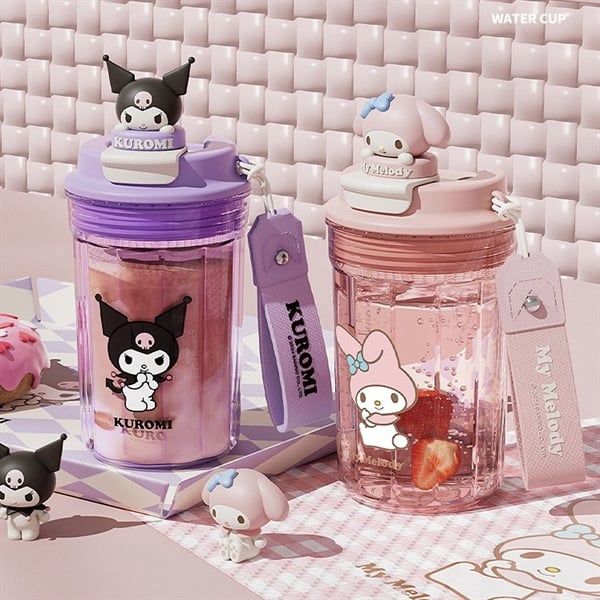  Bình sanrio nhựa trong 520ml 