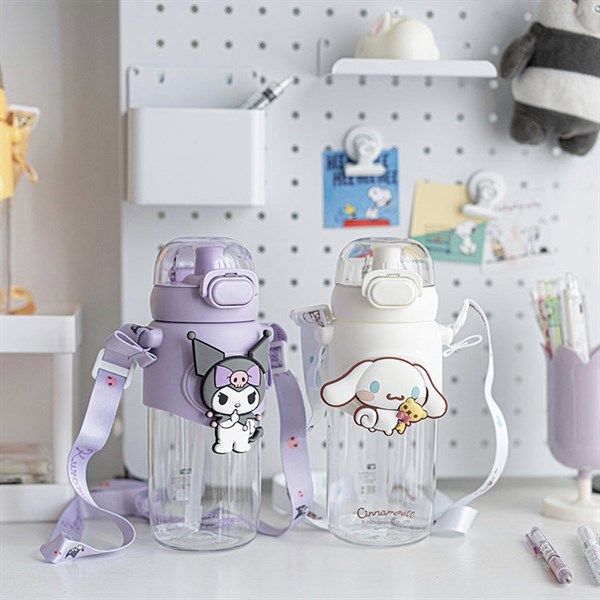  Bình nước Sanrio 600ml 