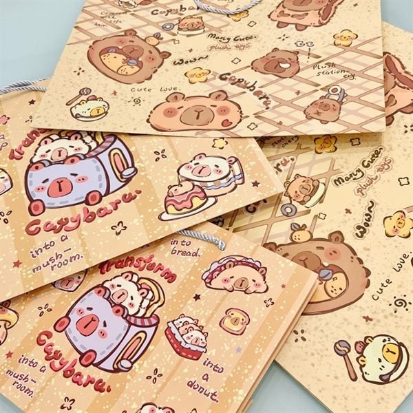  Túi quà Capybara đồ ăn nền vảy sơn 