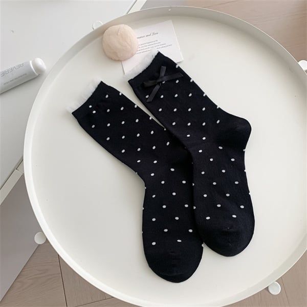 Tất Mekki cổ ren tone đen trắng 