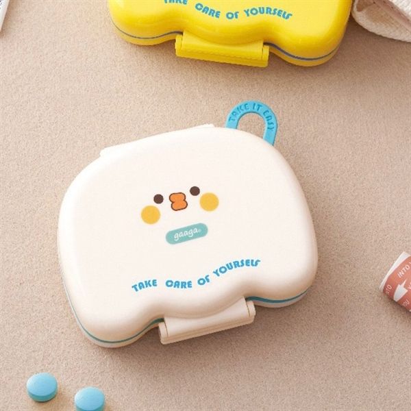  Hộp chia thuốc 7 ngăn + sticker 