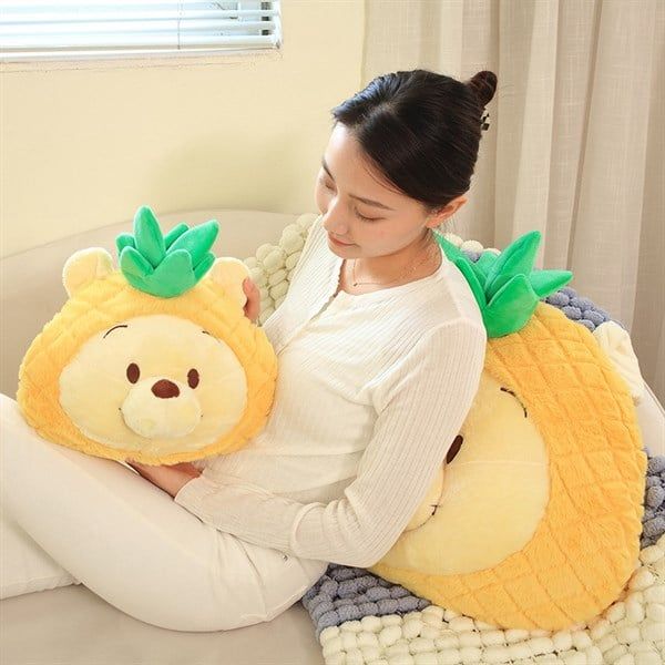  Gấu Pooh cosplay quả dứa 