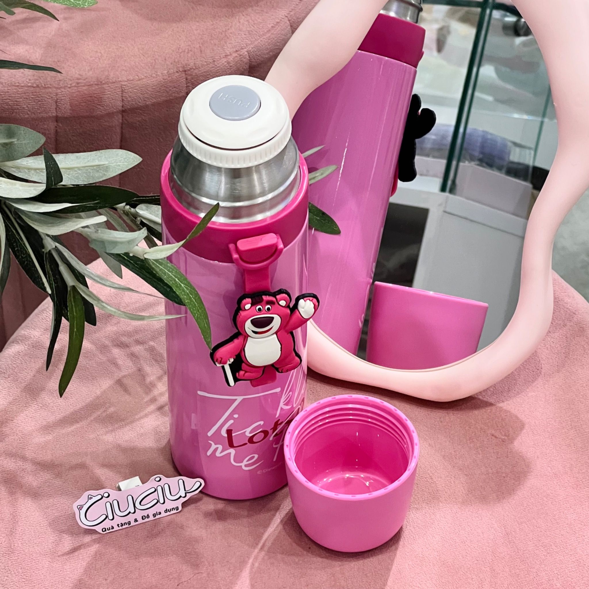  Bình giữ nhiệt quai silicon hình Lotso 500ml 