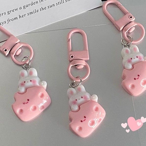  Móc khoá mini thỏ phomai hồng 