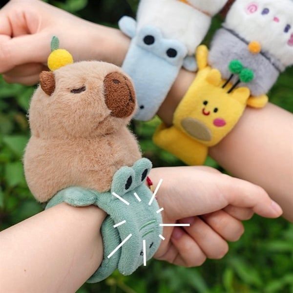  Capybara bông vòng tay 