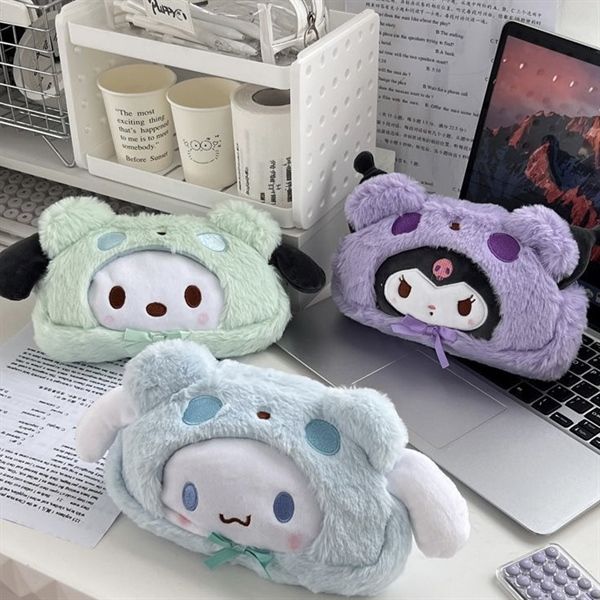  Hộp bút Sanrio bông 