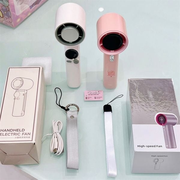  Quạt siêu mát màn led 4000mAh 