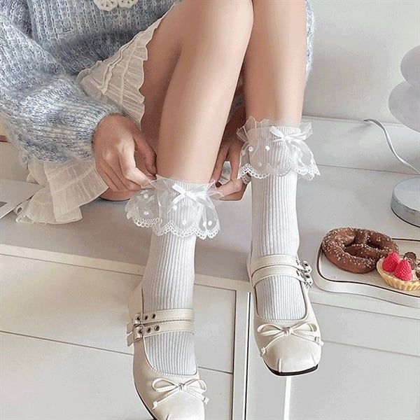  Tất Lolita cổ voan chấm bi 