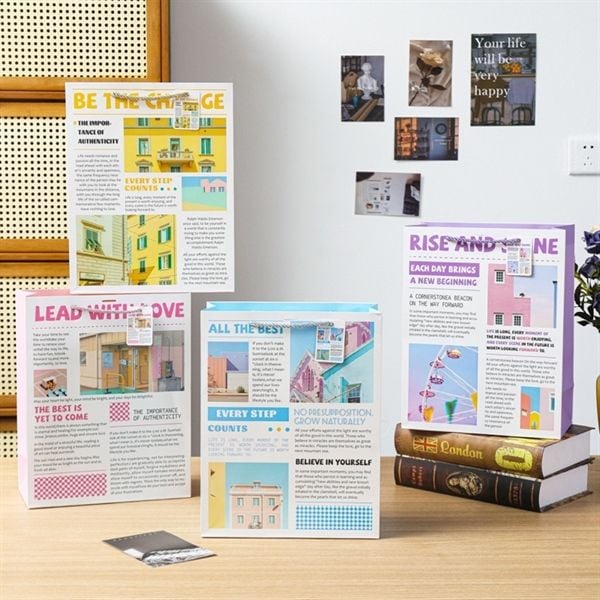  Túi quà trang báo đường phố 