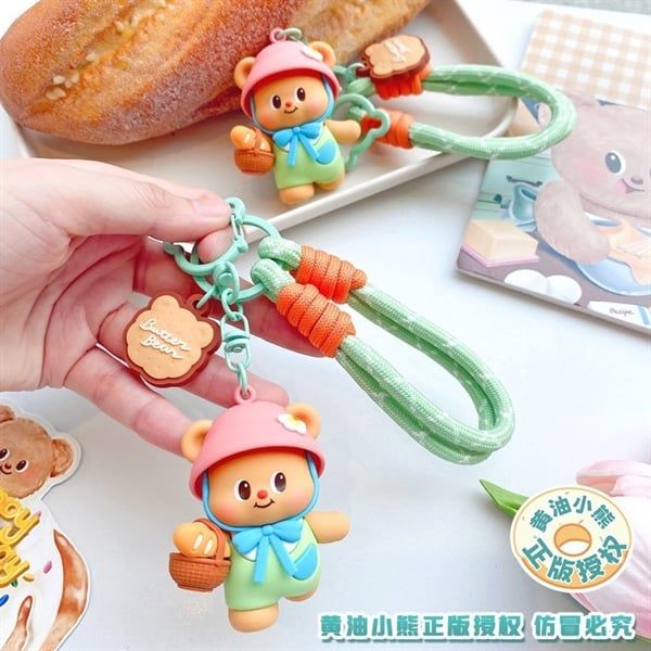  Móc khoá Butter Bear xách giỏ bánh 