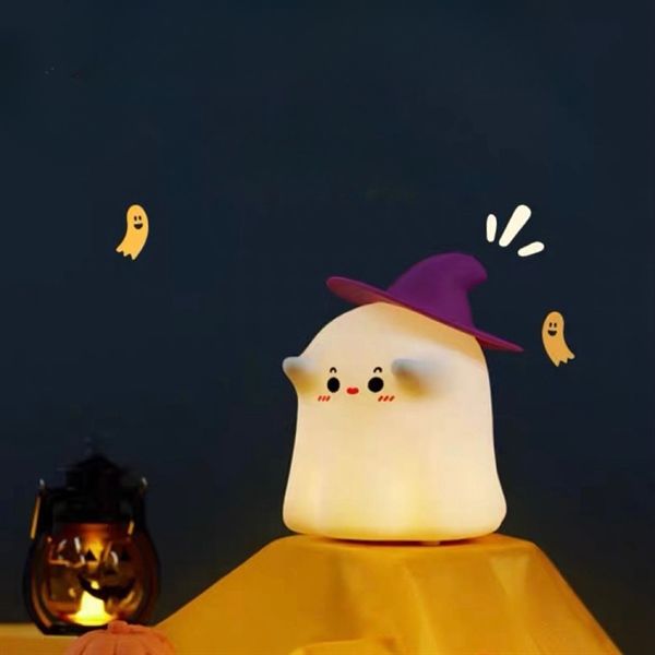  Đèn ngủ bé ma phù thuỷ 