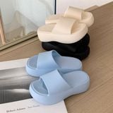  Dép đế cao bằng trơn 