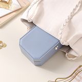  Hộp đựng trang sức chữ nhật 2 ngọc 