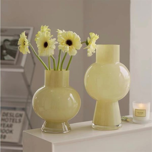  Lọ hoa thuỷ tinh thân tròn thắt đáy 31cm 