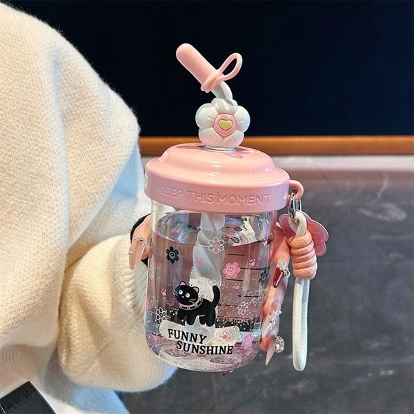  Cốc ống hút xoáy hoa 580ml 