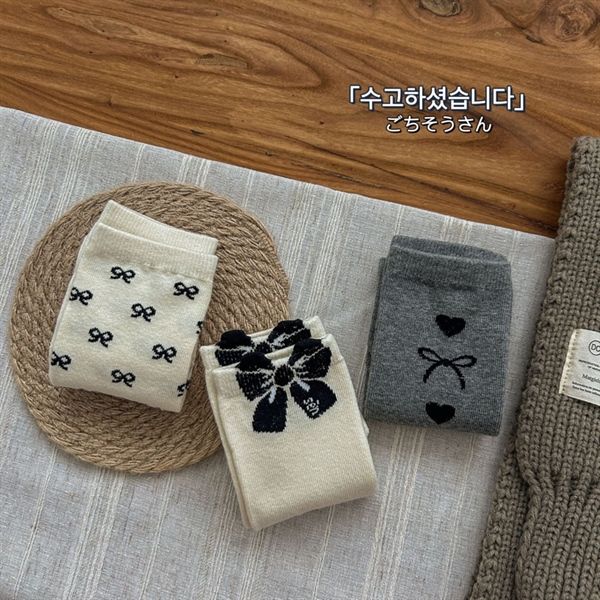  Tất cao cổ 3 đôi nơ Kid (Freesize >4tuổi) 