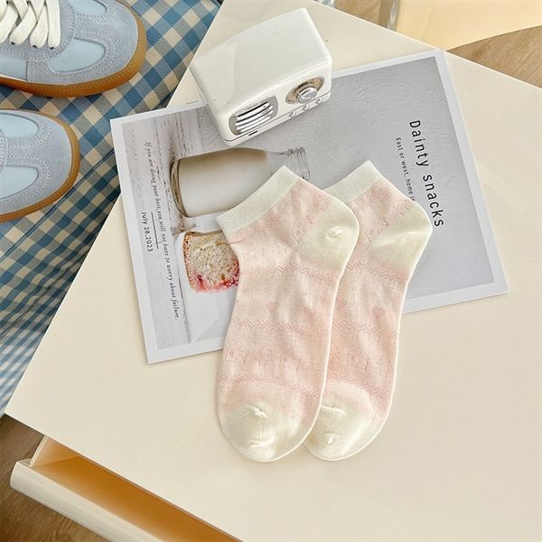  Tất Xieohesi gân hoạ tiết 