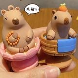  Mô hình Capybara nhún lò xo 