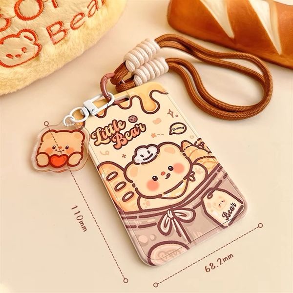  Đeo thẻ kèm móc khoá gấu bánh 