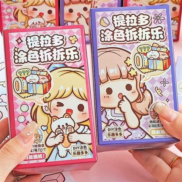  Set tô màu Telado (bút màu+gọt bút+huy hiệu) 