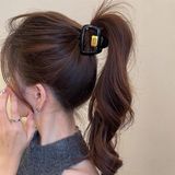  Kẹp càng cua MiuMiu vuông nhỏ 
