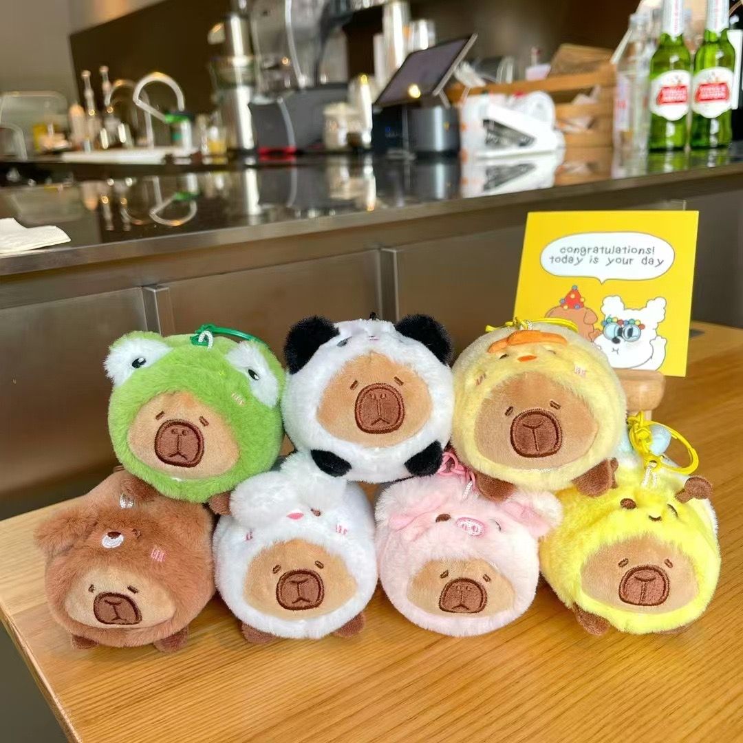  Móc khoá Capybara cosplay thú tròn 