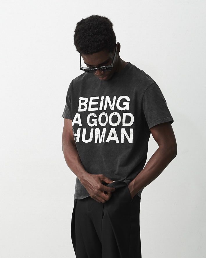  MAVERIK® - BEING A GOOD HUMAN T-SHIRT ( GREY WASHED ) 