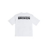 BROKEN OVERSIZED TEE (WHITE) 