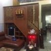 Mẫu vách ngăn phòng khách có bàn thờ treo -PK001